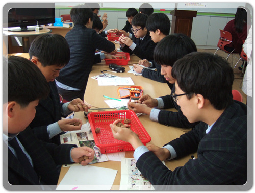 686cdbbf22d2df6ed270c77fce30a9de_1460642