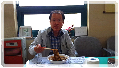 687207951d4c23ccea6d4eb3f8beee95_1460292