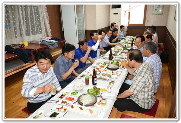 37b9c62966e01ec225ecbb6d908daec2_1469791