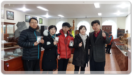 35922062102496891742df6bdf79eb72_1494512