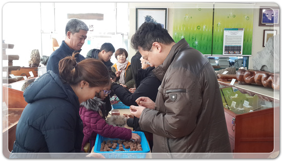 35922062102496891742df6bdf79eb72_1494512