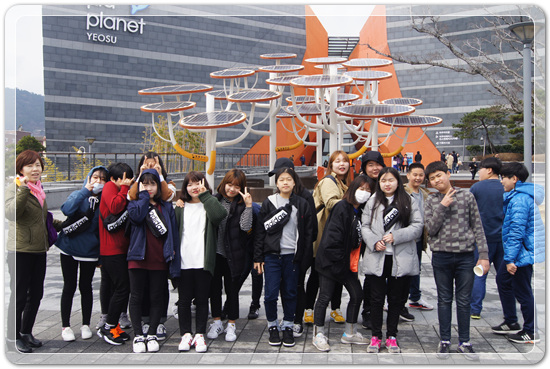 35922062102496891742df6bdf79eb72_1494512