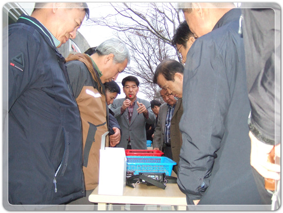 35922062102496891742df6bdf79eb72_1494512