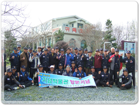 35922062102496891742df6bdf79eb72_1494512