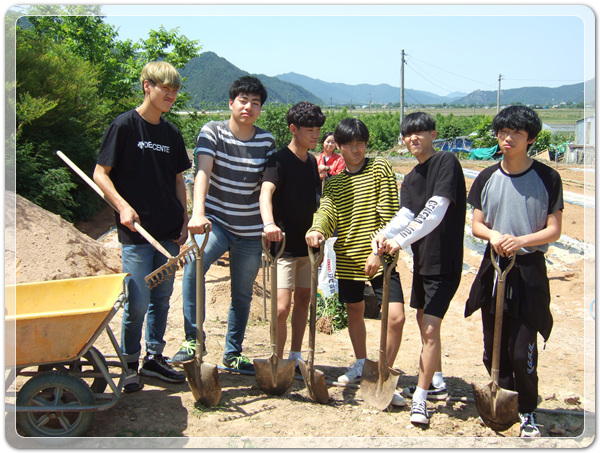 a35e9e01c6ad9867322e75986cf86e7a_1495173