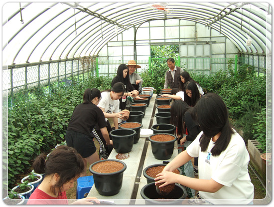 092e0c8c35c7da40a3f3512f18a52052_1497695