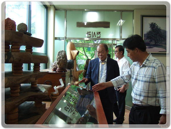 ec58b82c1a62629b19d0f9cbe3c7ada1_1500807