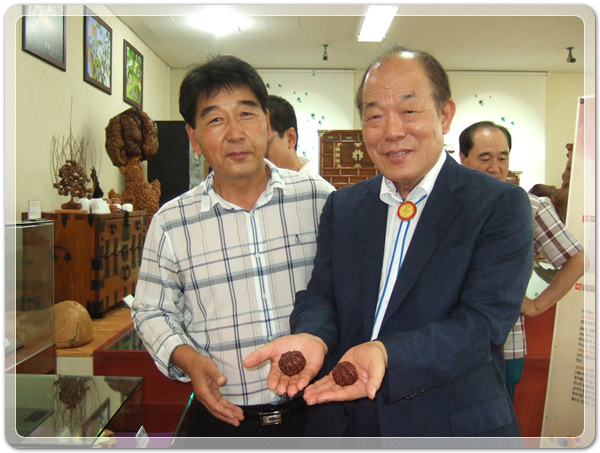 ec58b82c1a62629b19d0f9cbe3c7ada1_1500807