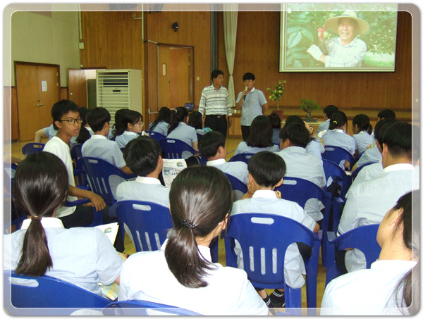 674420c32abd9defdf982b552b1feb0b_1504015